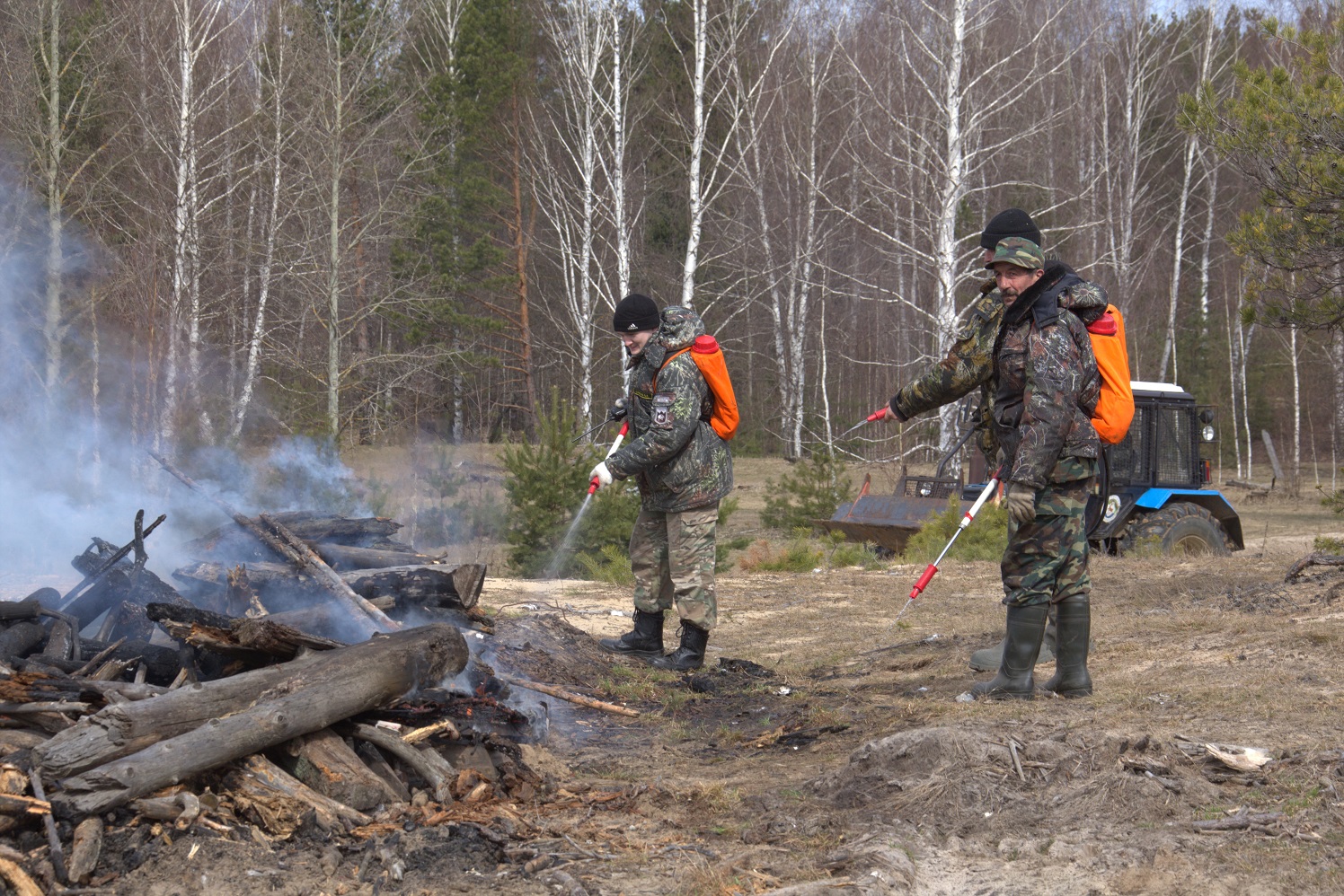 Противопожарный режим нижегородская область. Лесные пожары в Нижегородской области. Лесоторфяные пожары в Нижегородской области. Противопожарный режим в Нижегородской области. Учения по лесным пожарам в Нижнем Новгороде.